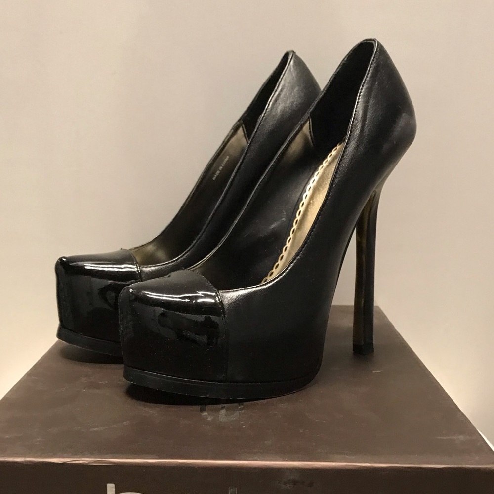 🌵BEBE - Pump Heel